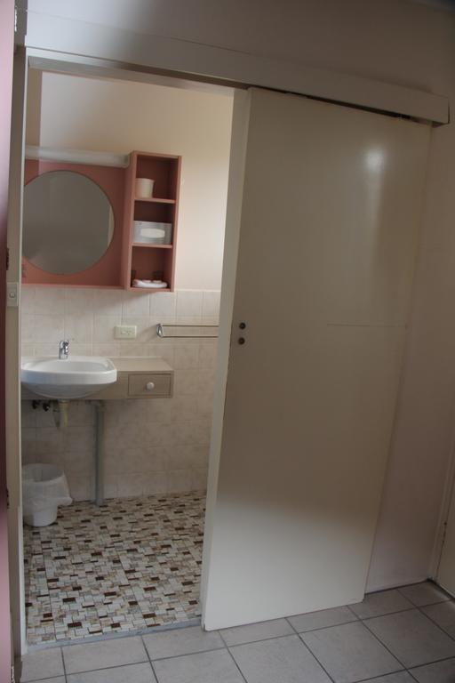 Caloundra Suncourt Motel Bilik gambar